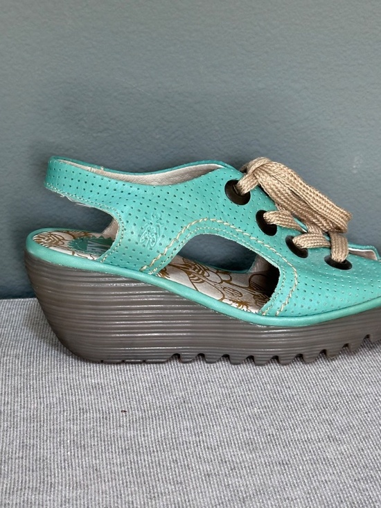 Fly London: Ylva Wedge Sandals - Picture 14 of 14